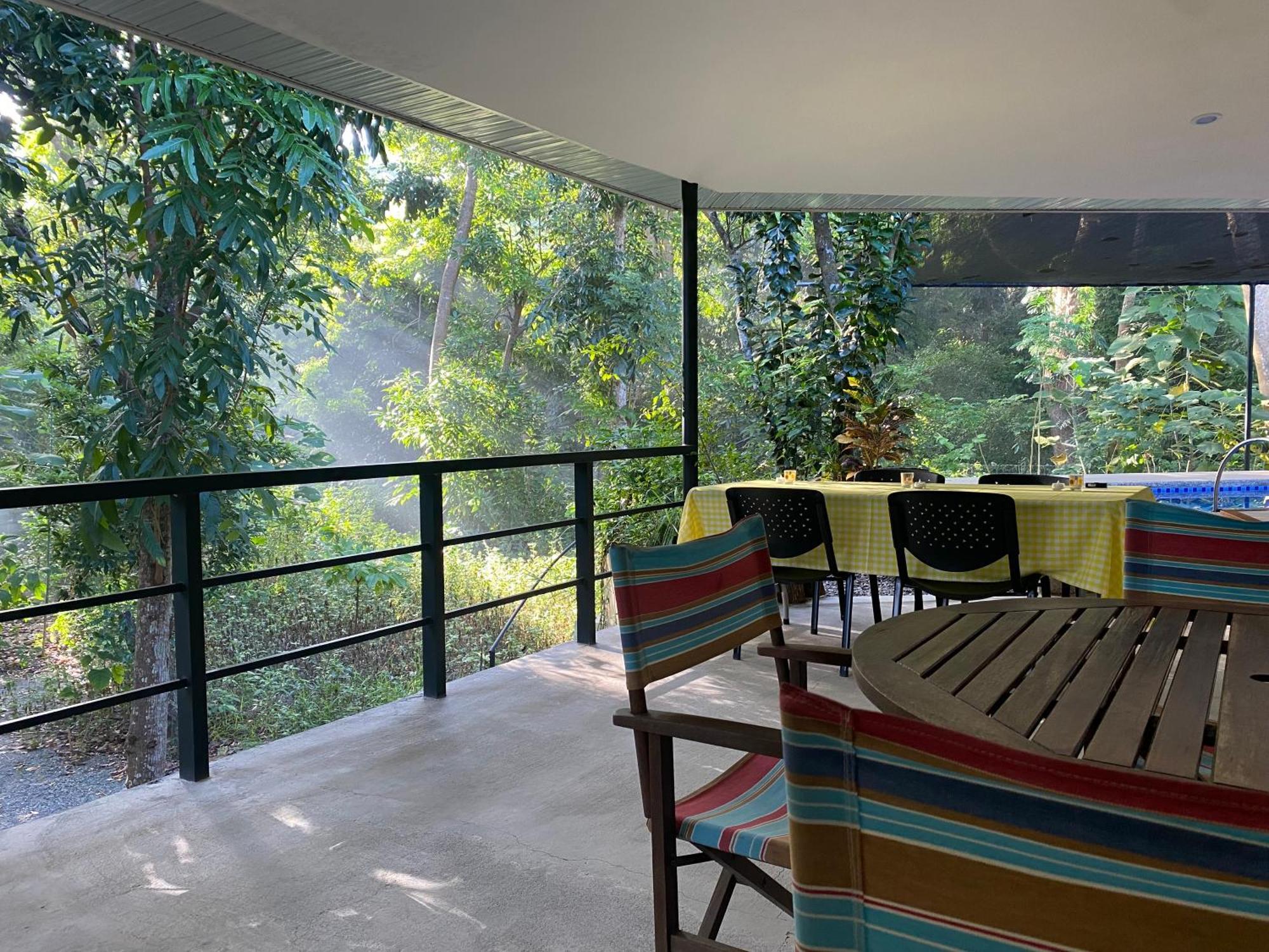 Balai Benedicere Bed & Breakfast Bacnotan Εξωτερικό φωτογραφία