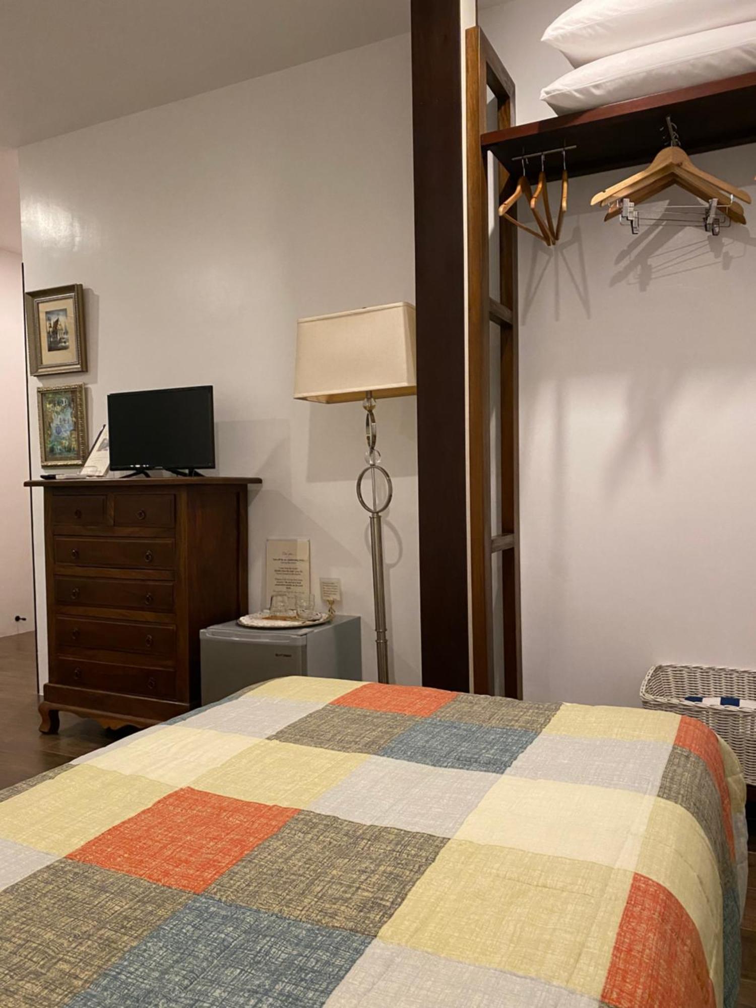 Balai Benedicere Bed & Breakfast Bacnotan Εξωτερικό φωτογραφία